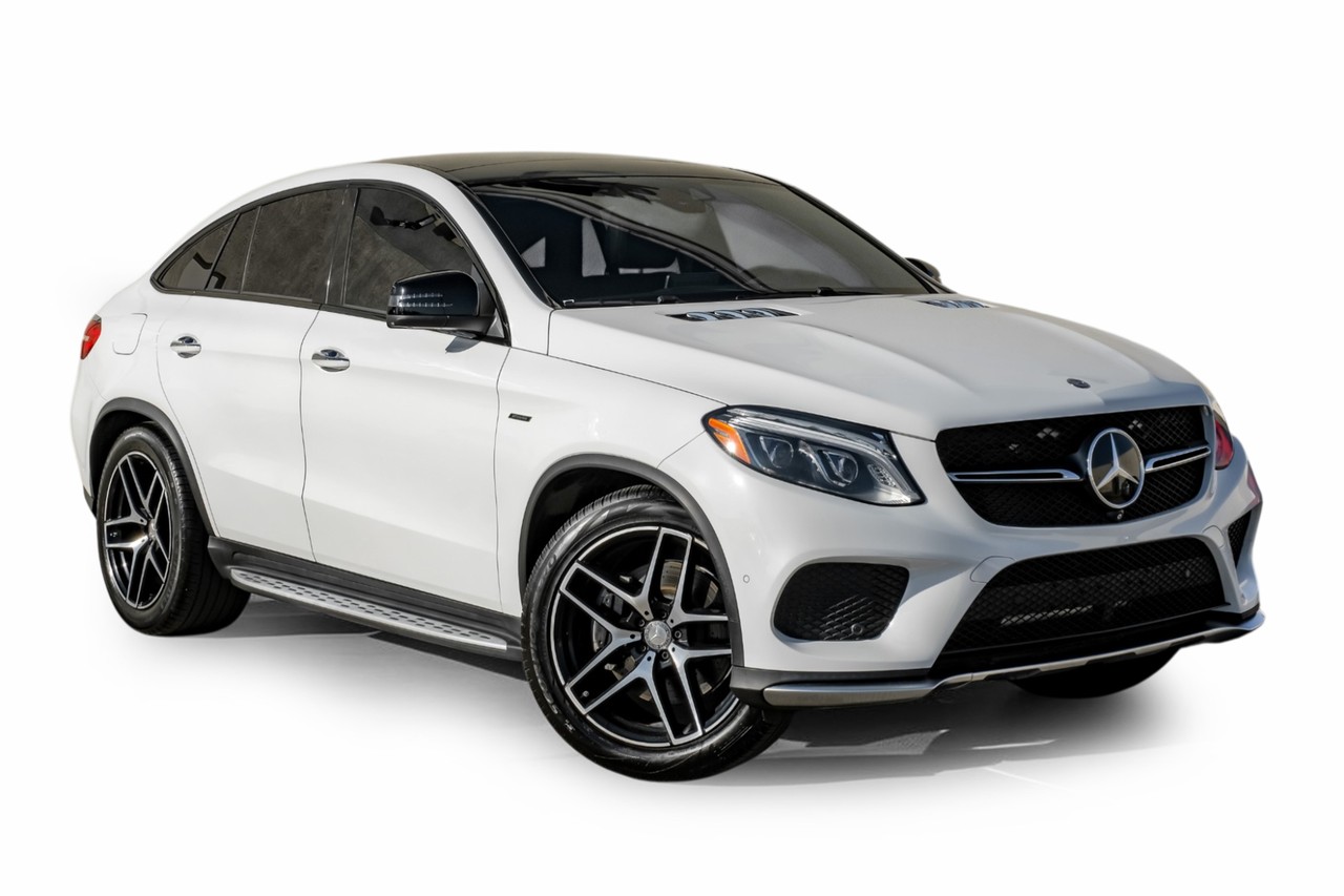 Mercedes-Benz GLE Vehicle Main Gallery Image 07