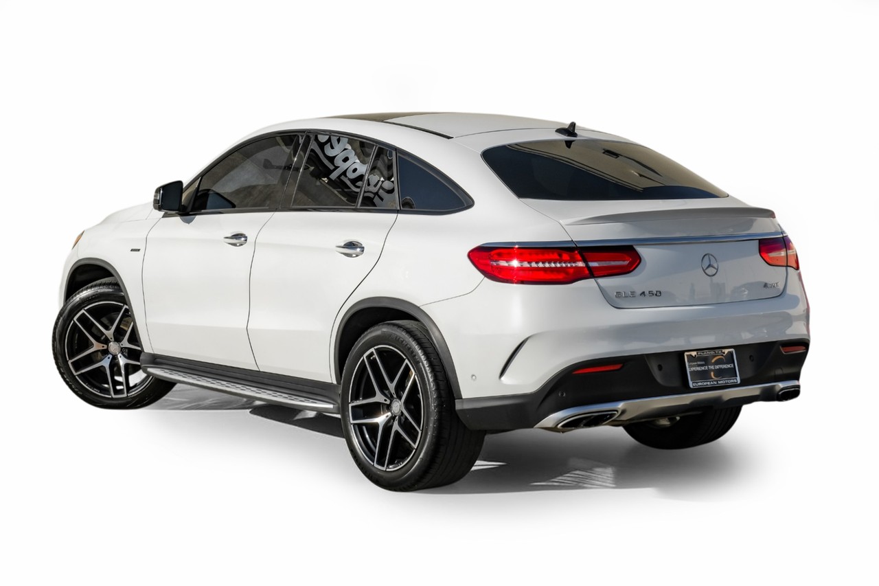 Mercedes-Benz GLE Vehicle Main Gallery Image 11