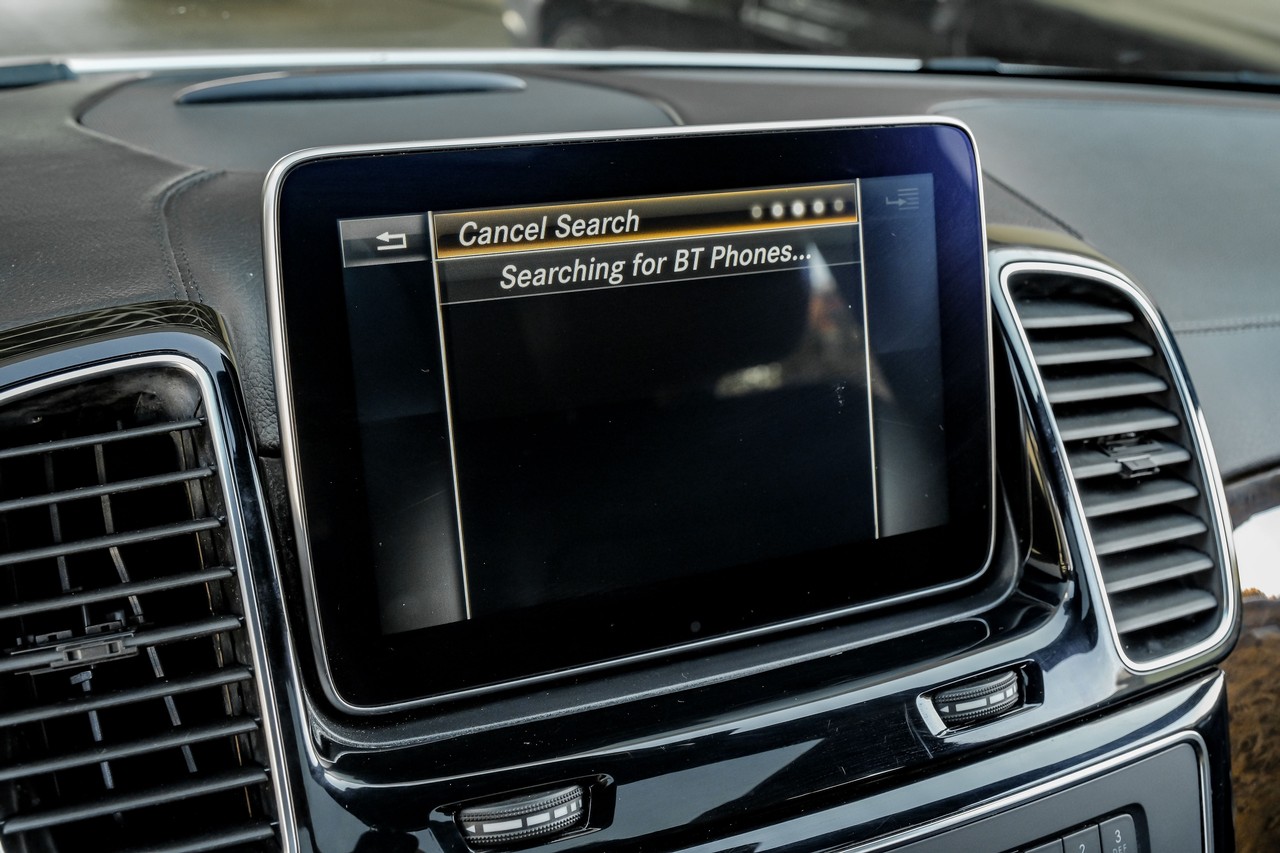 Mercedes-Benz GLE Vehicle Main Gallery Image 36