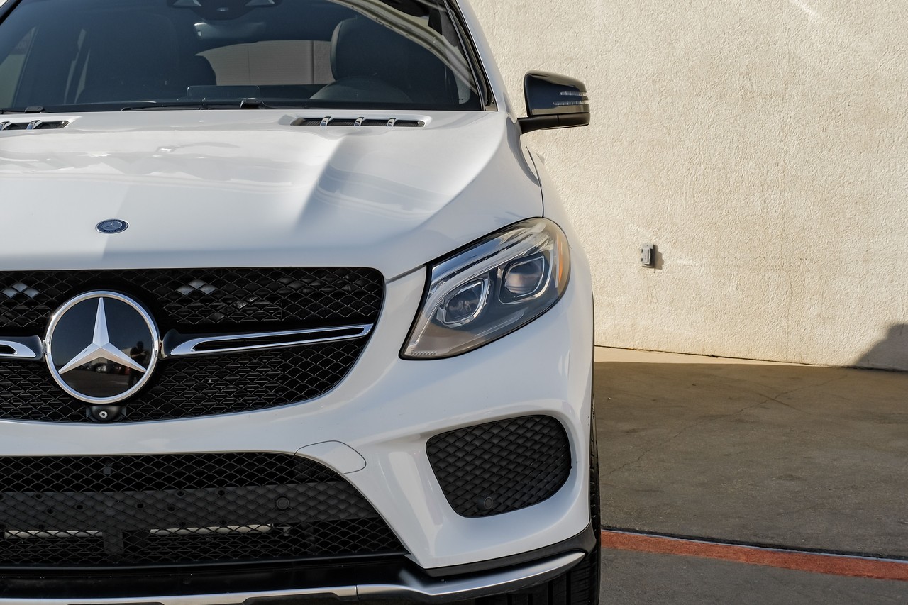 Mercedes-Benz GLE Vehicle Main Gallery Image 54