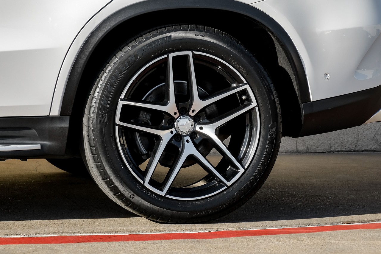 Mercedes-Benz GLE Vehicle Main Gallery Image 67