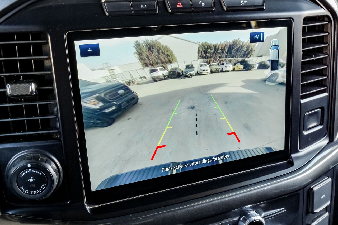 Ford F-150 Vehicle Main Gallery Image 23