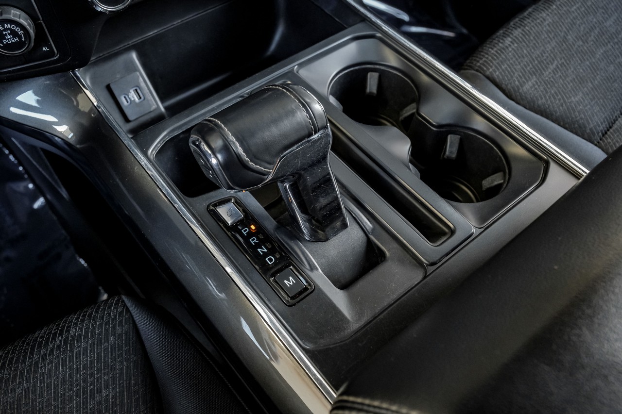 Ford F-150 Vehicle Main Gallery Image 26