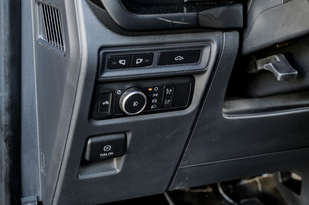 Ford F-150 Vehicle Main Gallery Image 34