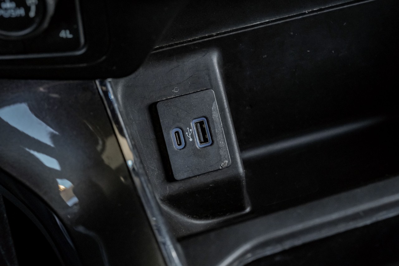 Ford F-150 Vehicle Main Gallery Image 35