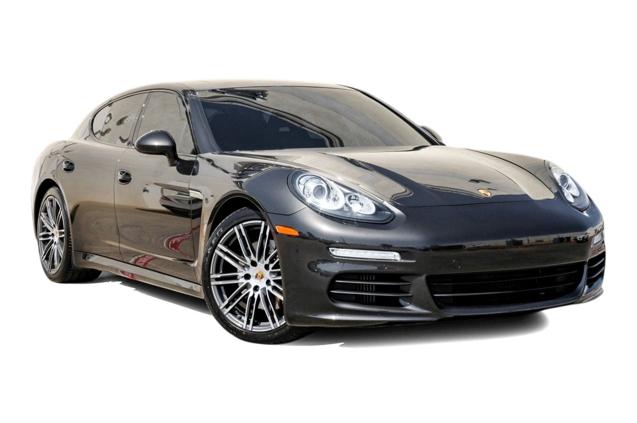 Porsche Panamera Vehicle Main Gallery Image 07