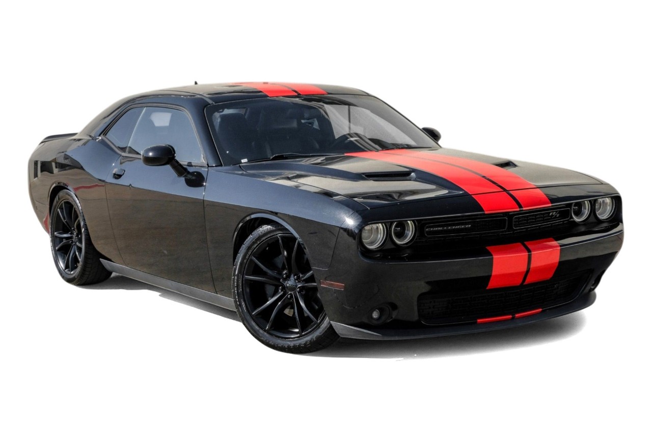 Dodge Challenger Vehicle Main Gallery Image 06