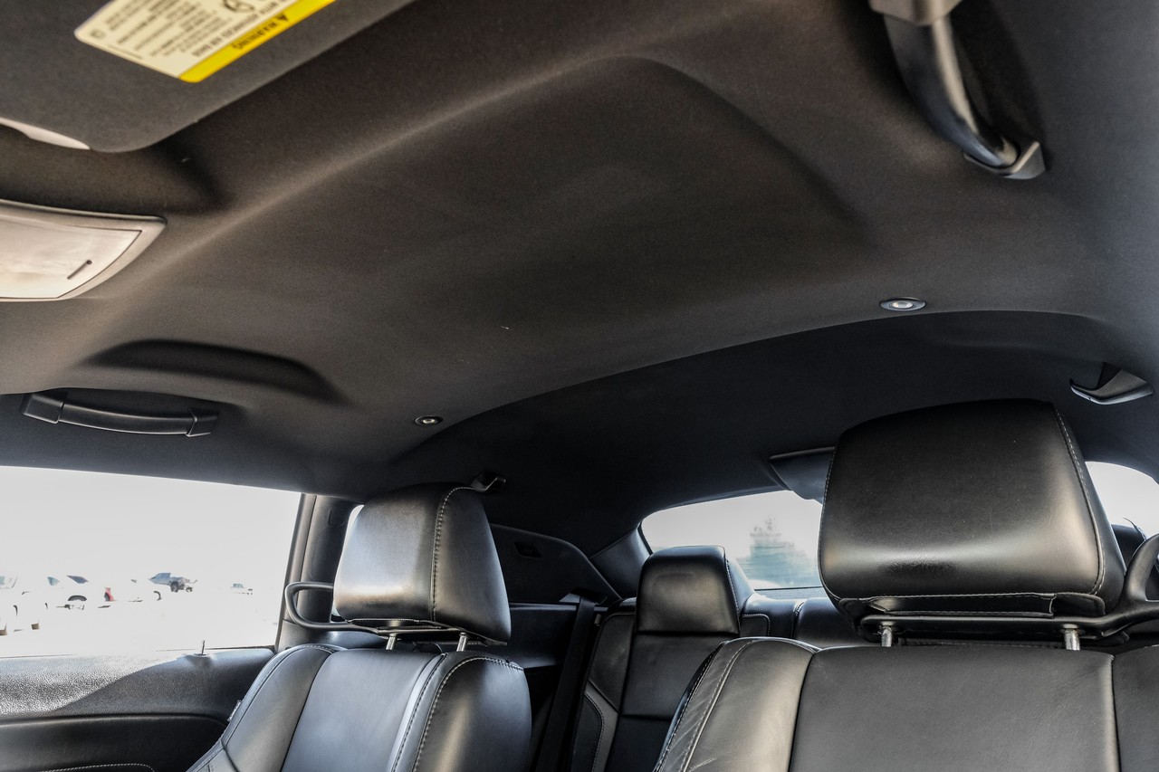 Dodge Challenger Vehicle Main Gallery Image 29