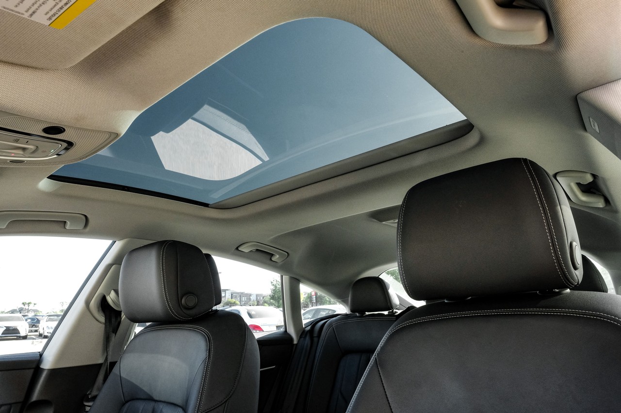 Audi A7 Vehicle Main Gallery Image 05