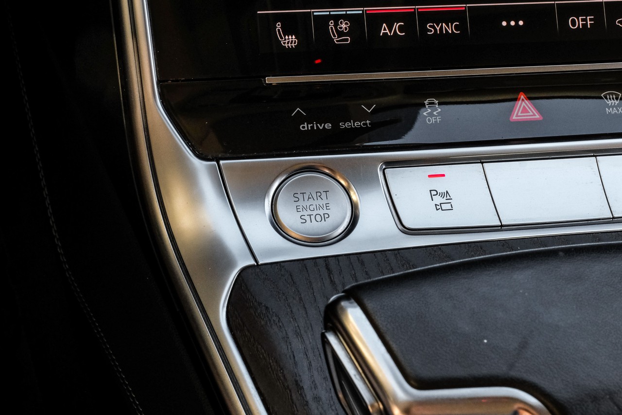 Audi A7 Vehicle Main Gallery Image 22