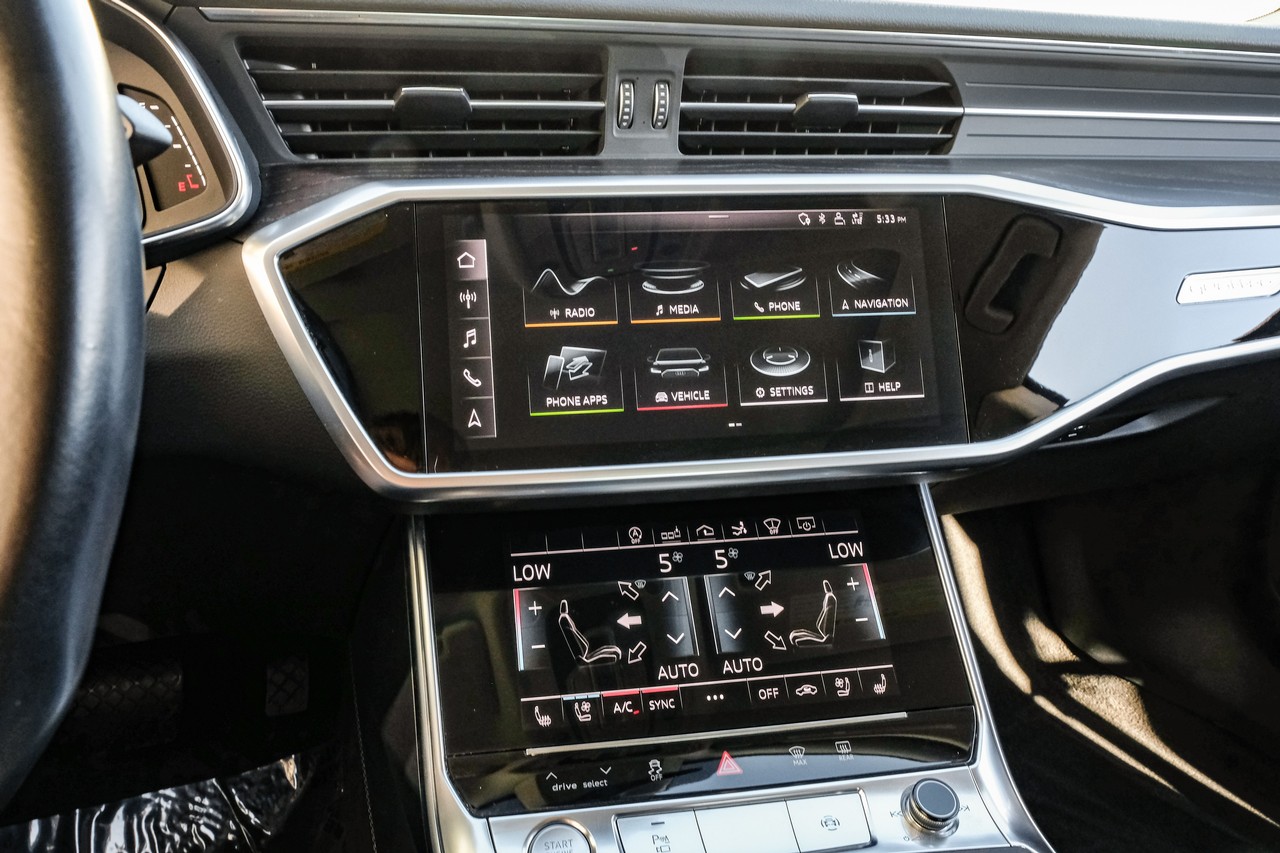 Audi A7 Vehicle Main Gallery Image 29