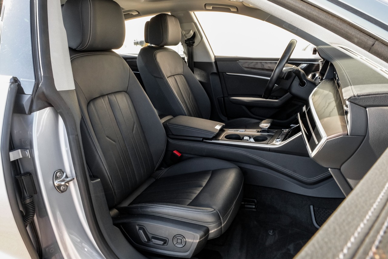 Audi A7 Vehicle Main Gallery Image 36