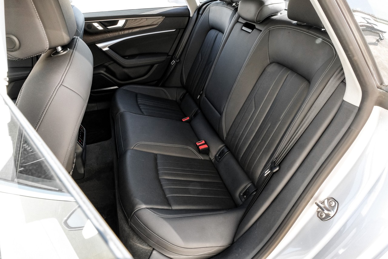 Audi A7 Vehicle Main Gallery Image 42