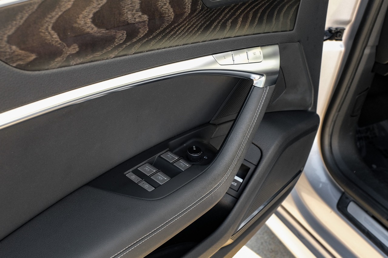 Audi A7 Vehicle Main Gallery Image 46