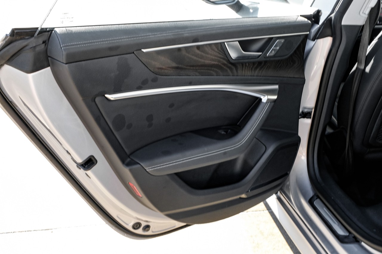 Audi A7 Vehicle Main Gallery Image 48