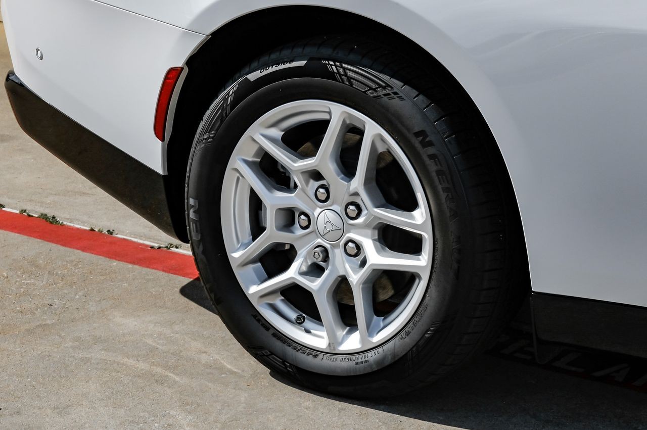 Dodge Charger Daytona Vehicle Main Gallery Image 45