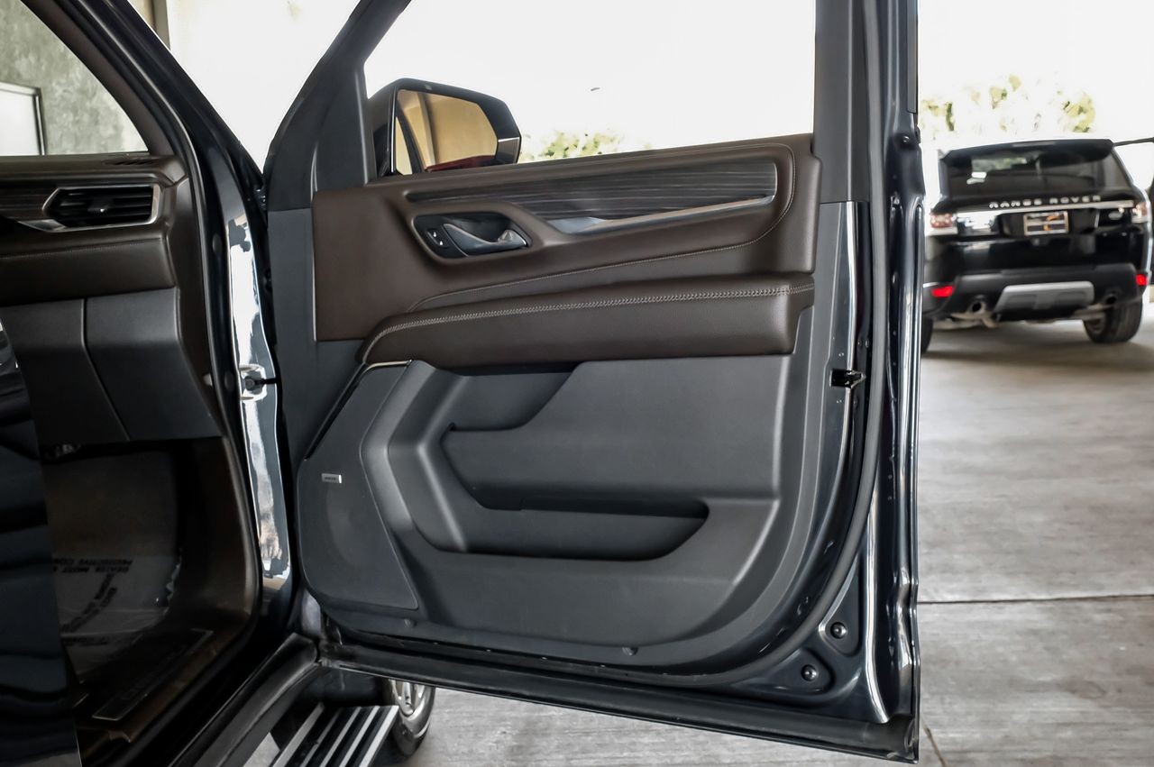 GMC Yukon Vehicle Main Gallery Image 52