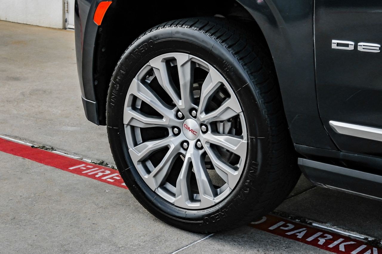 GMC Yukon Vehicle Main Gallery Image 62