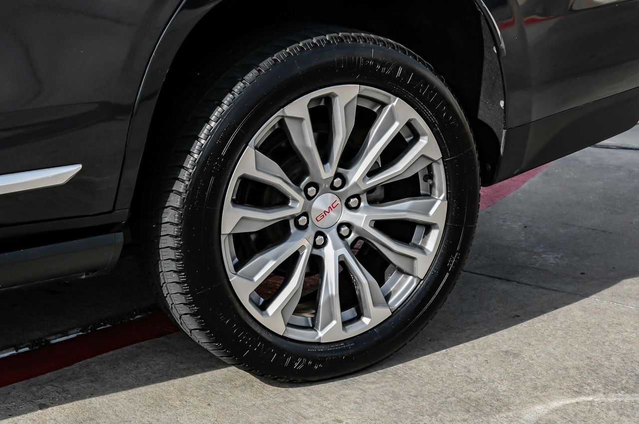 GMC Yukon Vehicle Main Gallery Image 63