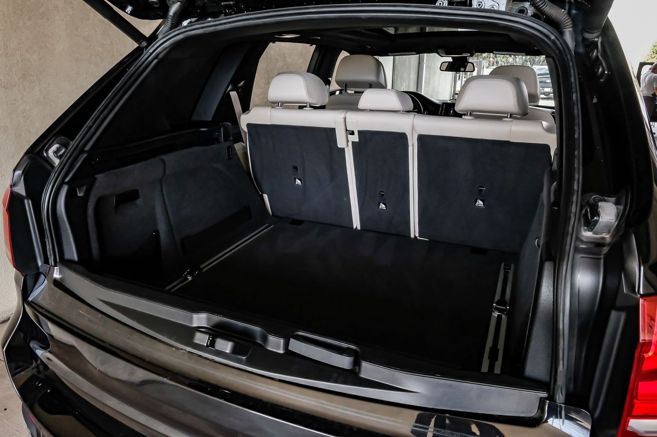 BMW X5 Vehicle Main Gallery Image 57