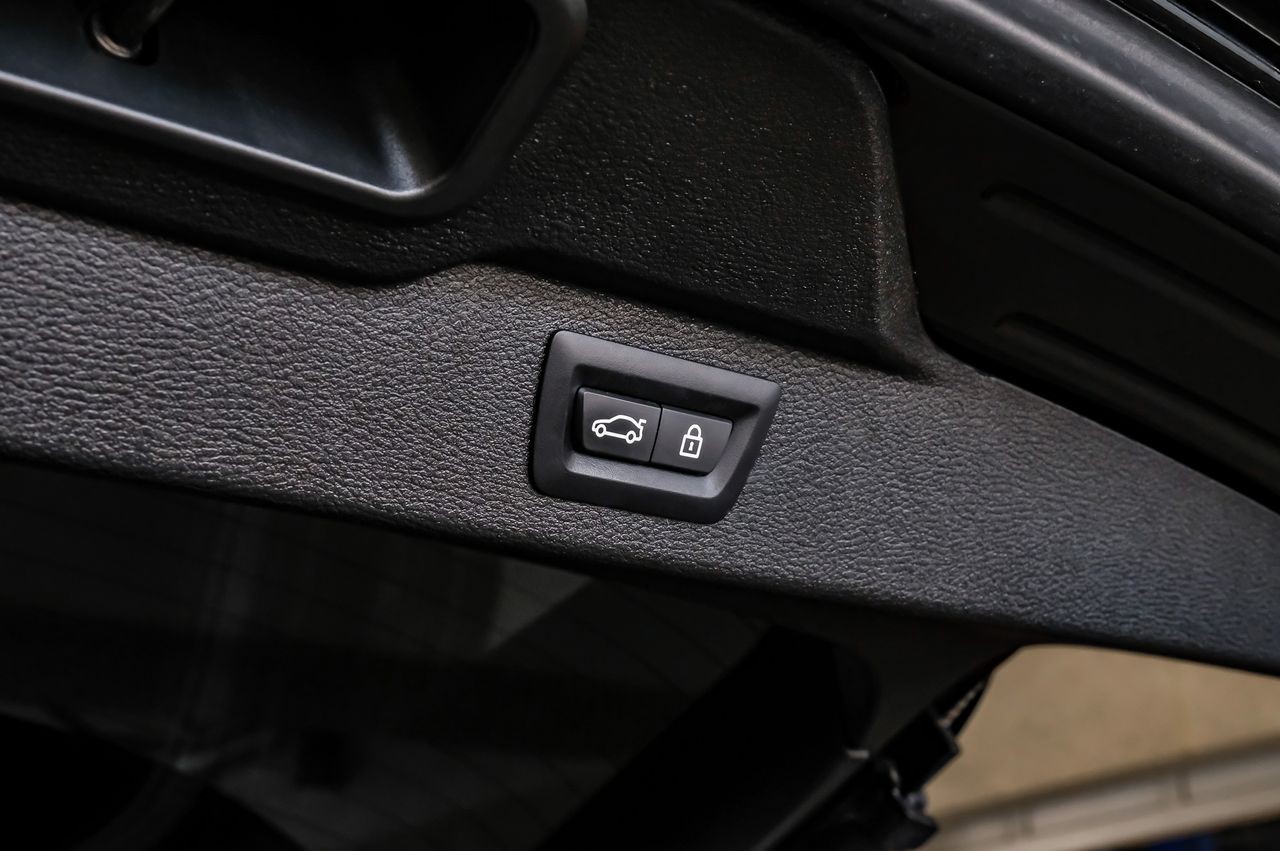 BMW X5 Vehicle Main Gallery Image 59