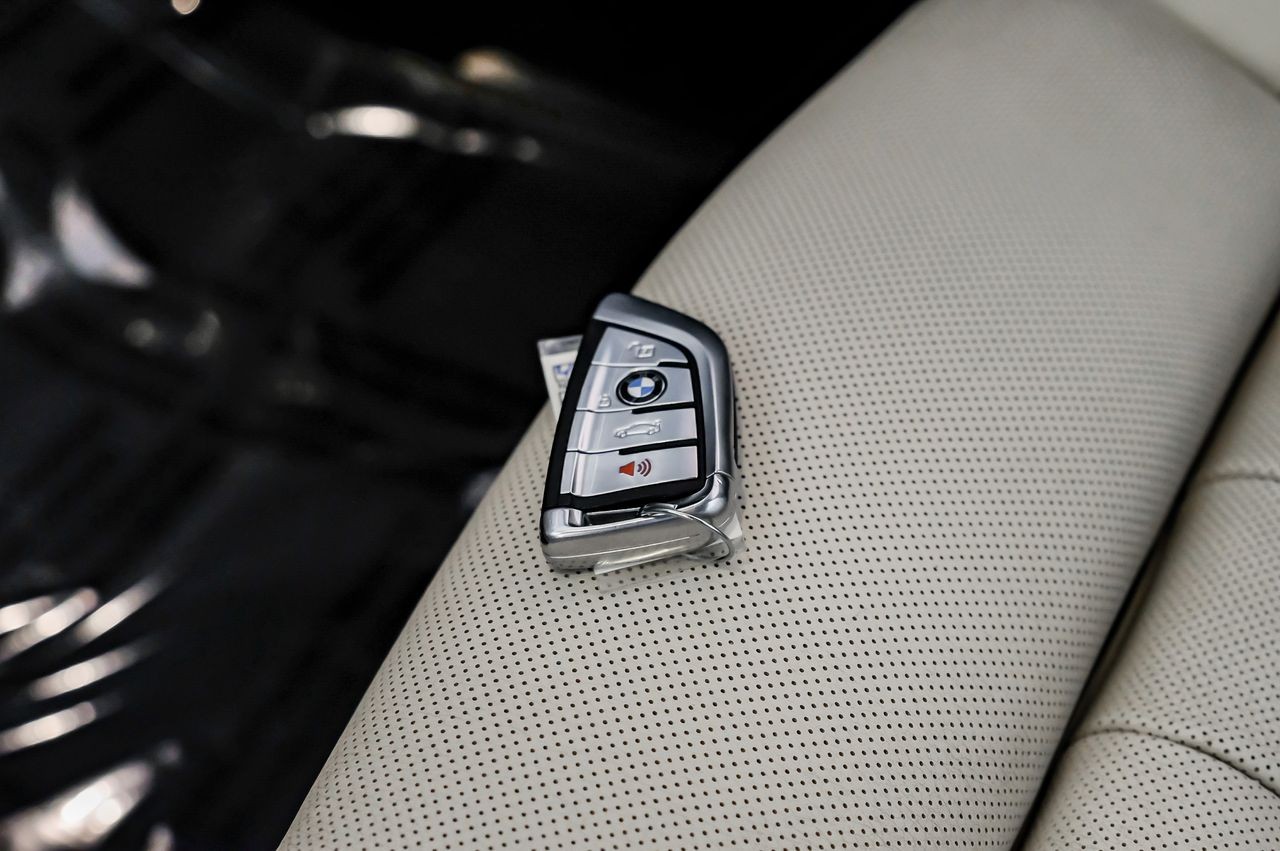 BMW X5 Vehicle Main Gallery Image 64