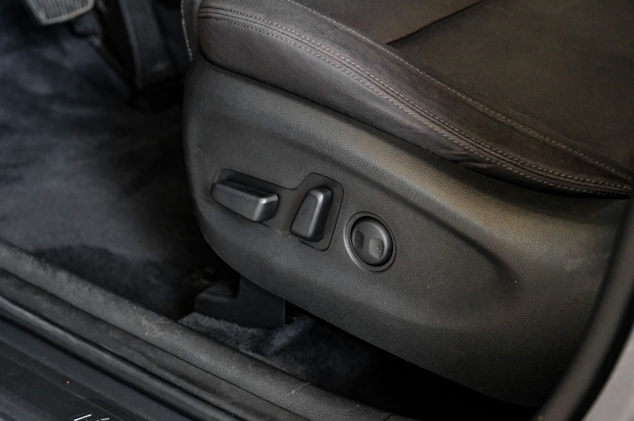 Hyundai Tucson Vehicle Main Gallery Image 37