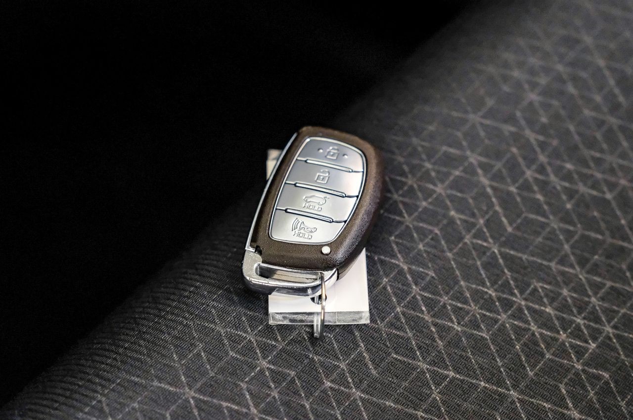 Hyundai Tucson Vehicle Main Gallery Image 58