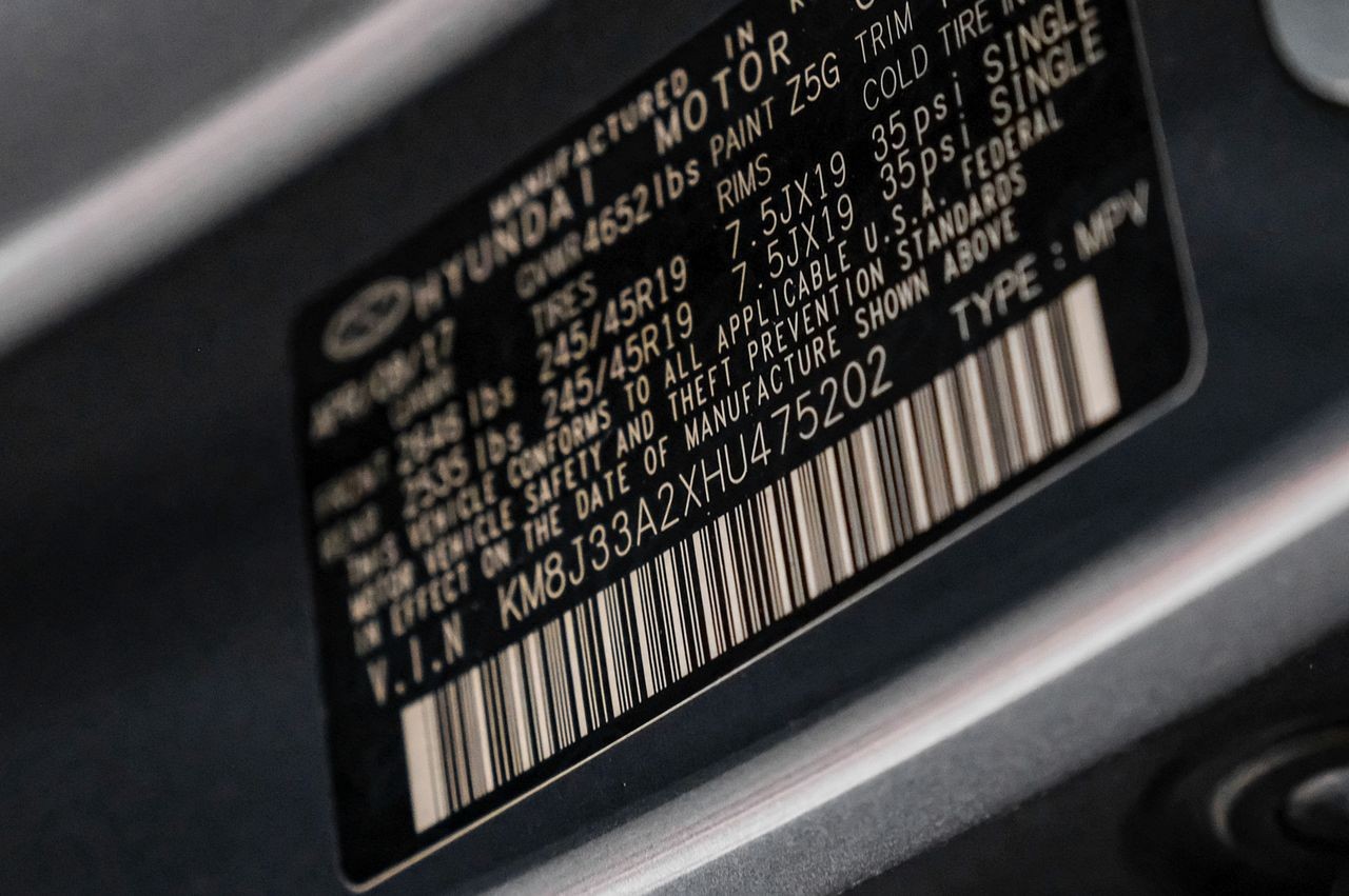 Hyundai Tucson Vehicle Main Gallery Image 59