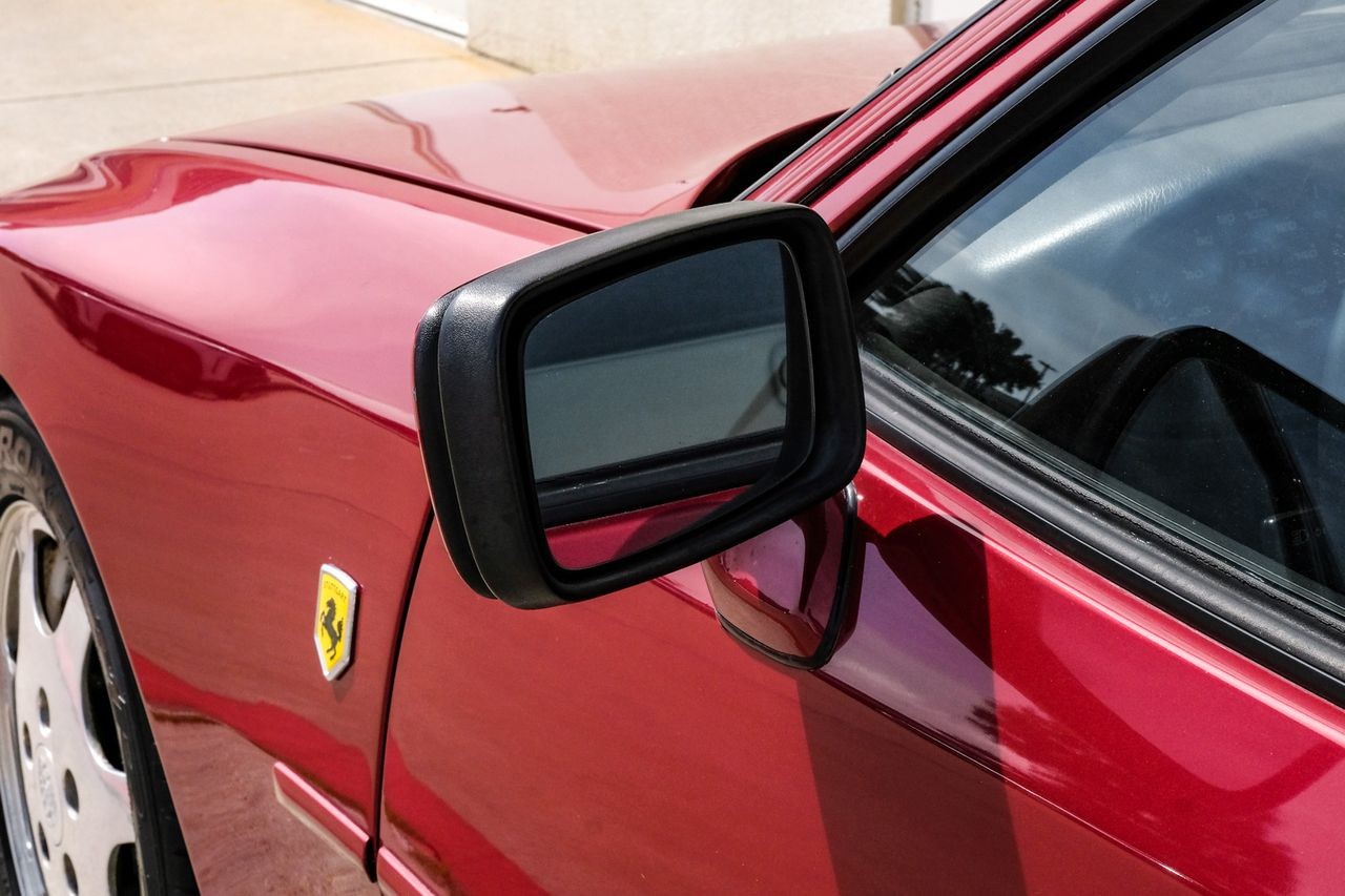 Porsche 944 Vehicle Main Gallery Image 36