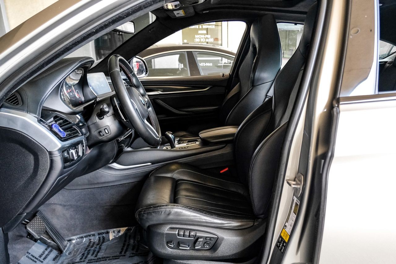BMW X6 M Vehicle Main Gallery Image 04