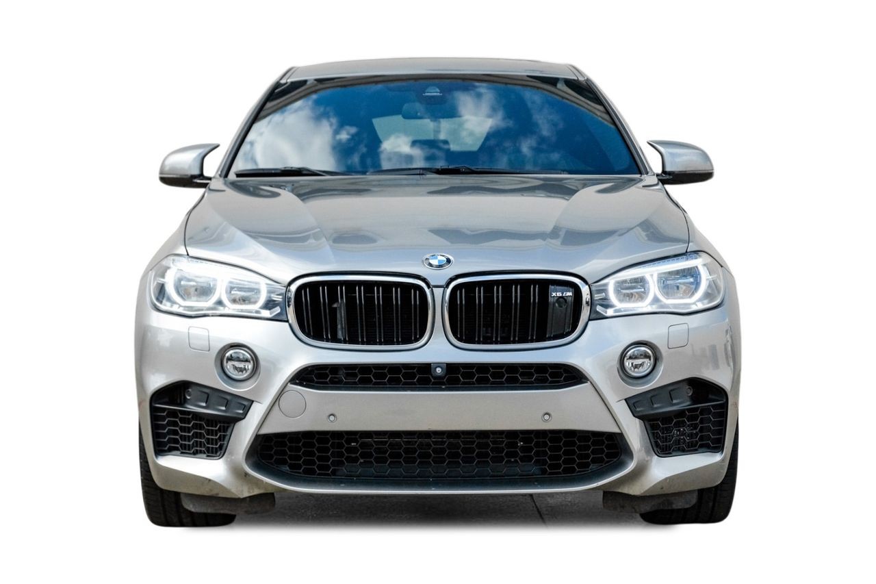 BMW X6 M Vehicle Main Gallery Image 06
