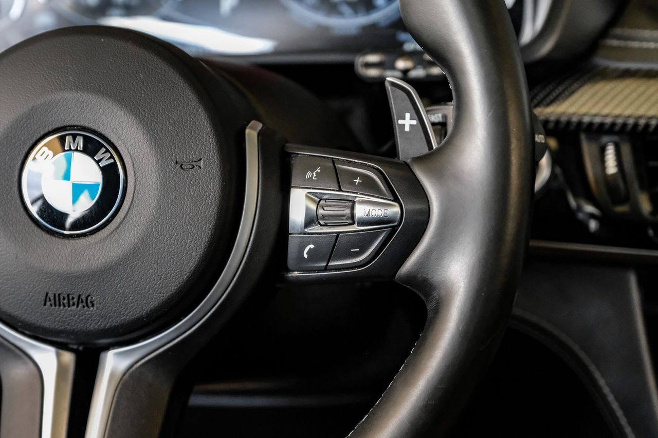 BMW X6 M Vehicle Main Gallery Image 18