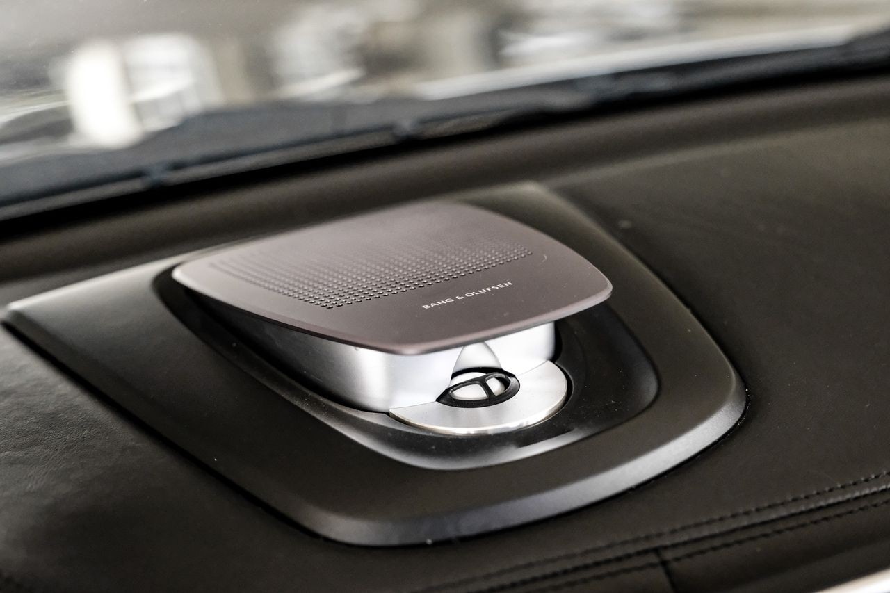 BMW X6 M Vehicle Main Gallery Image 31