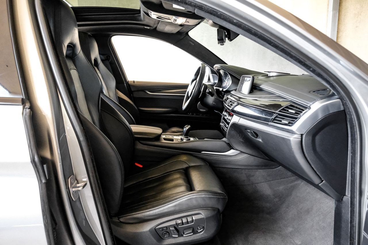 BMW X6 M Vehicle Main Gallery Image 38