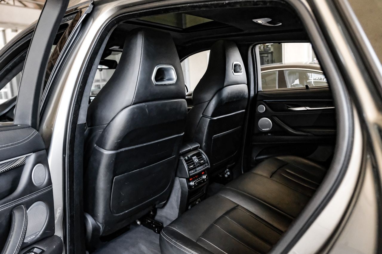 BMW X6 M Vehicle Main Gallery Image 42