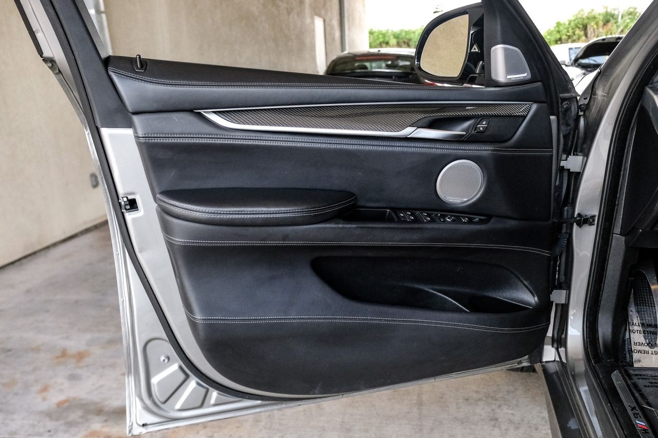 BMW X6 M Vehicle Main Gallery Image 46