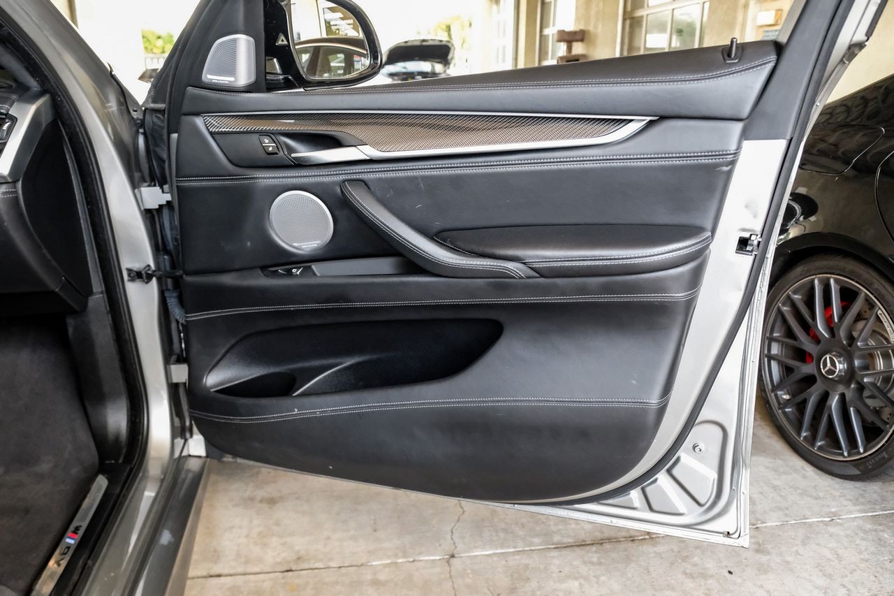 BMW X6 M Vehicle Main Gallery Image 49