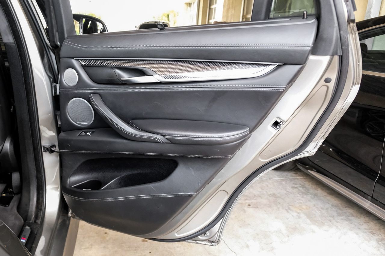 BMW X6 M Vehicle Main Gallery Image 51