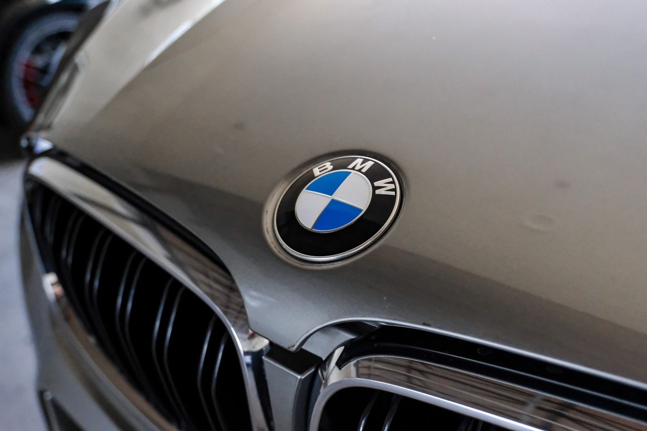 BMW X6 M Vehicle Main Gallery Image 52
