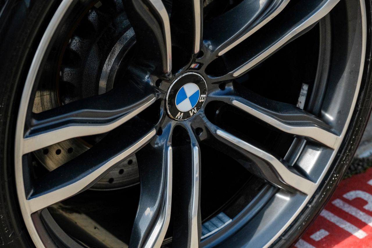BMW X6 M Vehicle Main Gallery Image 64