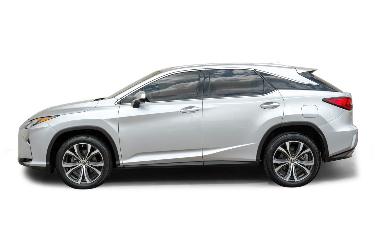 Lexus RX Vehicle Main Gallery Image 11