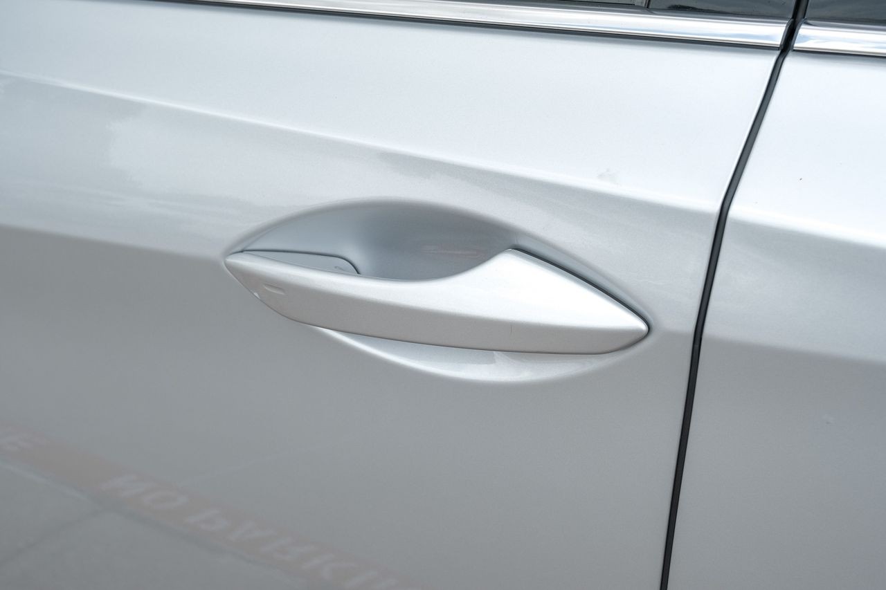 Lexus RX Vehicle Main Gallery Image 49