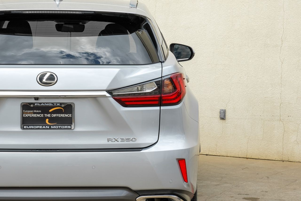 Lexus RX Vehicle Main Gallery Image 58