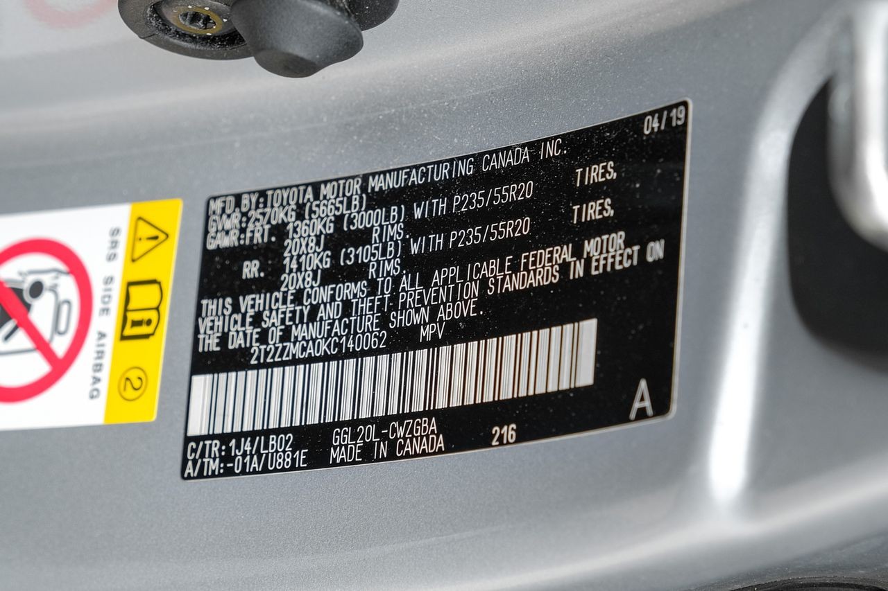 Lexus RX Vehicle Main Gallery Image 70