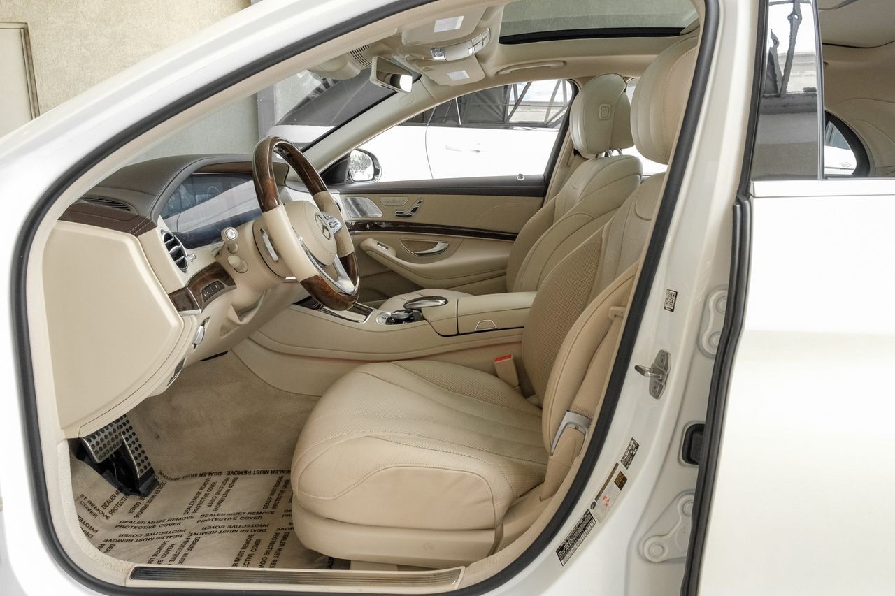 Mercedes-Benz S-Class Vehicle Main Gallery Image 04