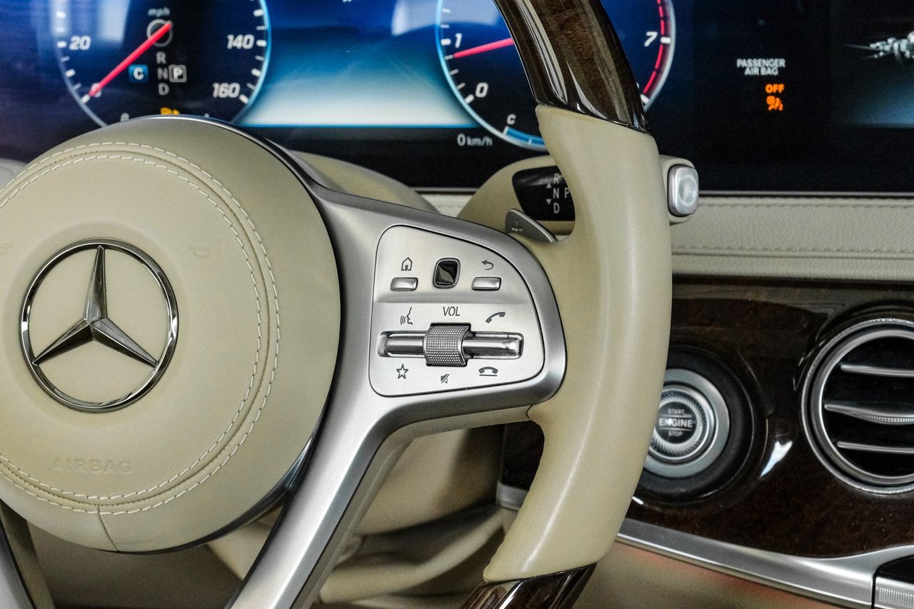 Mercedes-Benz S-Class Vehicle Main Gallery Image 19