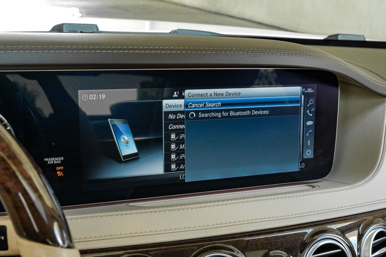 Mercedes-Benz S-Class Vehicle Main Gallery Image 36