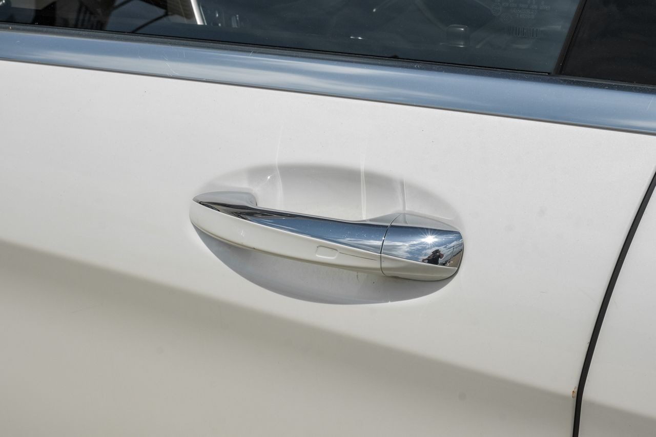 Mercedes-Benz S-Class Vehicle Main Gallery Image 45