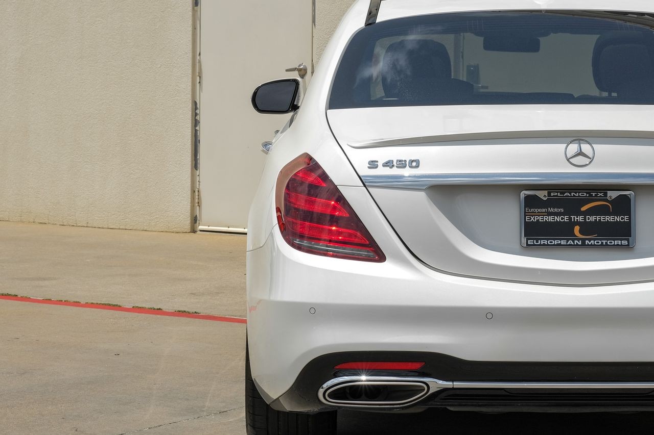 Mercedes-Benz S-Class Vehicle Main Gallery Image 59